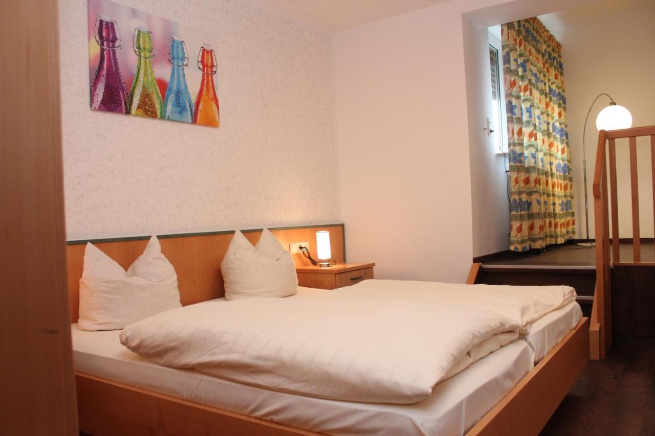 Hotel Ebert Neuhof  Extérieur photo