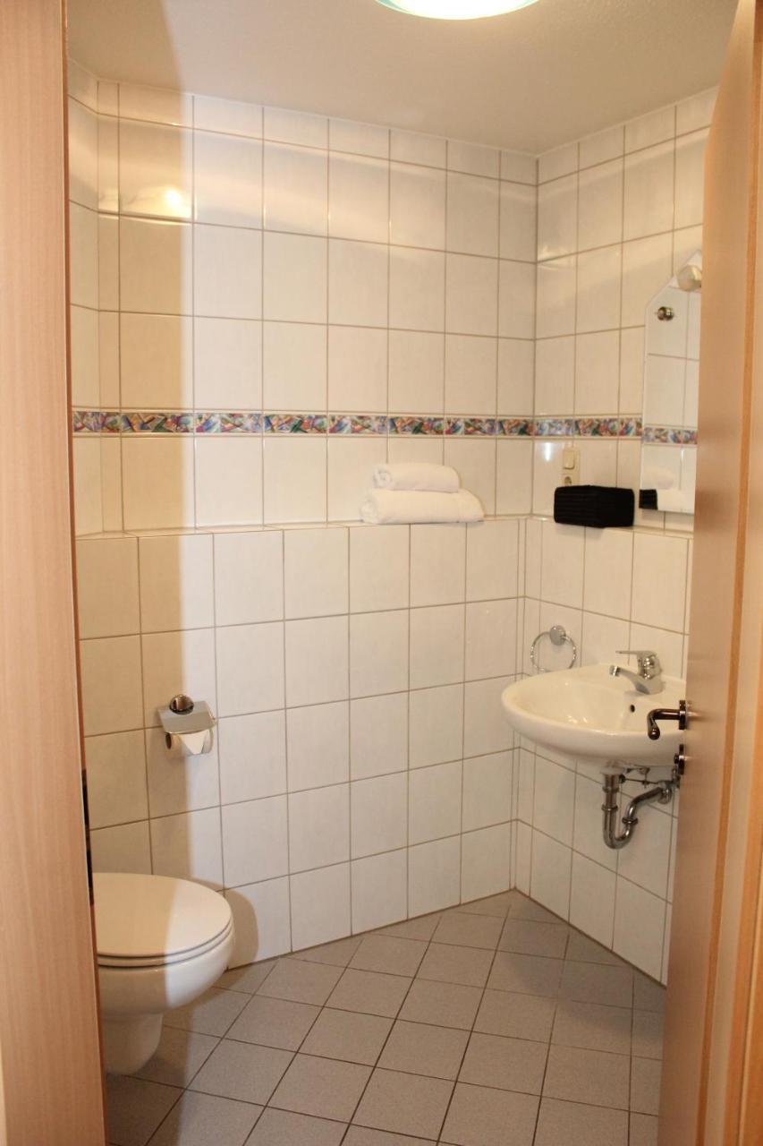 Hotel Ebert Neuhof  Extérieur photo